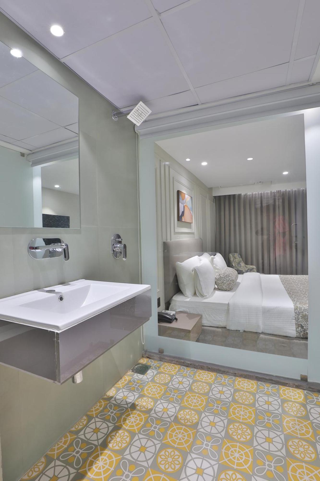Hotel The Grand Suites 아흐메다바드 외부 사진