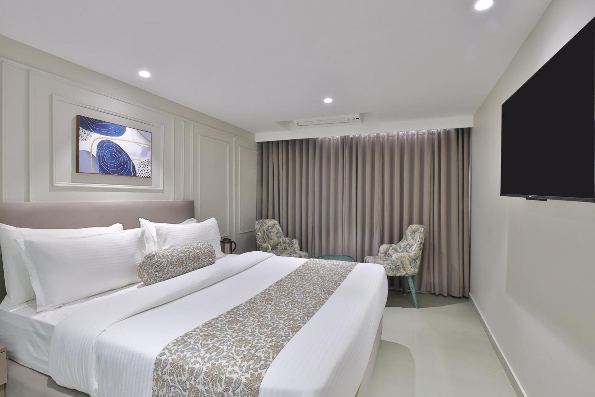 Hotel The Grand Suites 아흐메다바드 외부 사진