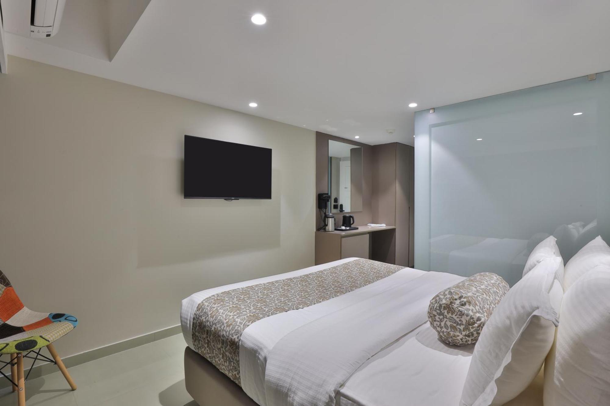 Hotel The Grand Suites 아흐메다바드 외부 사진
